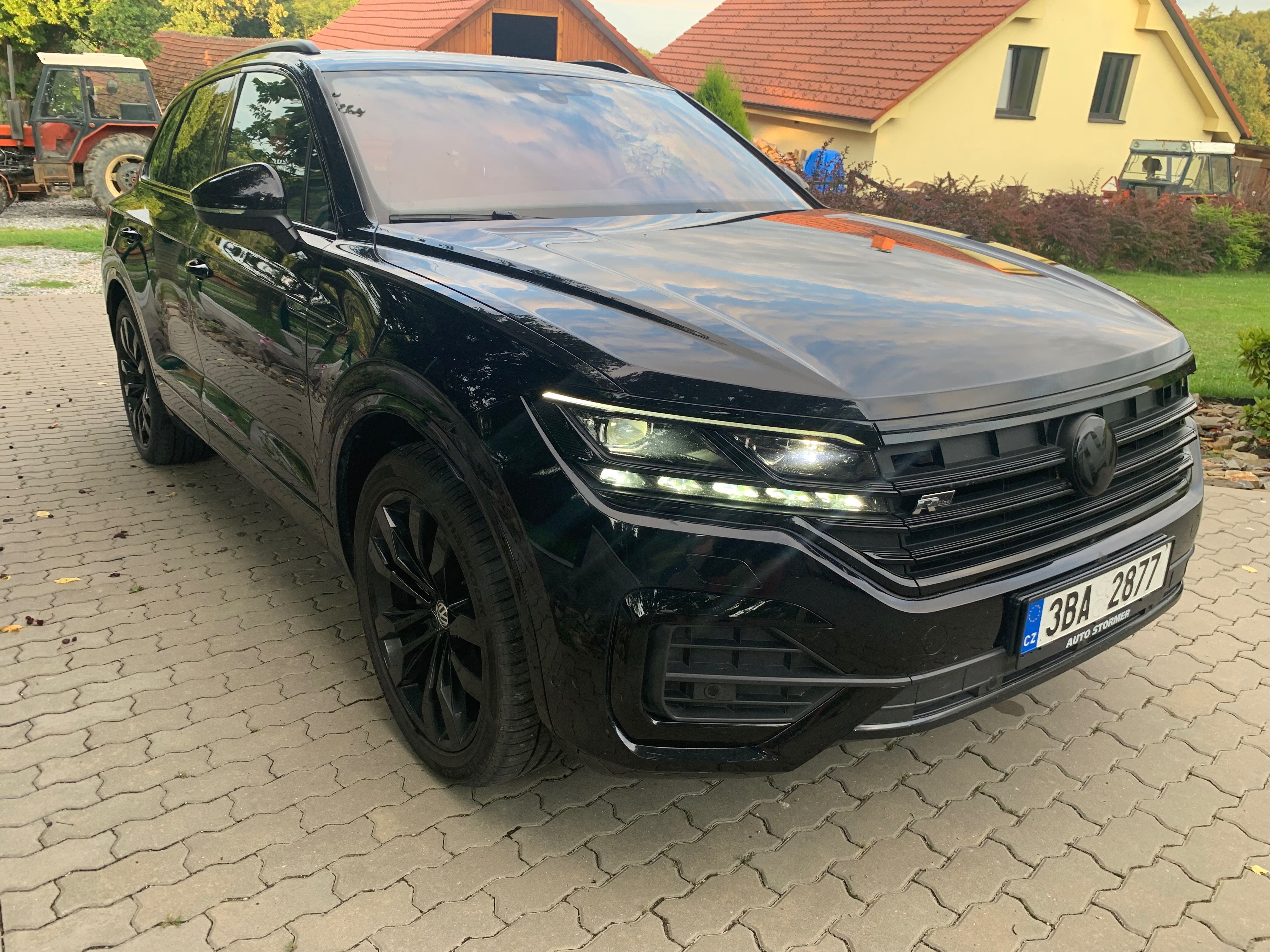 Volkswagen Touareg, 3.0 V6 210 kw R-line - fotka 2