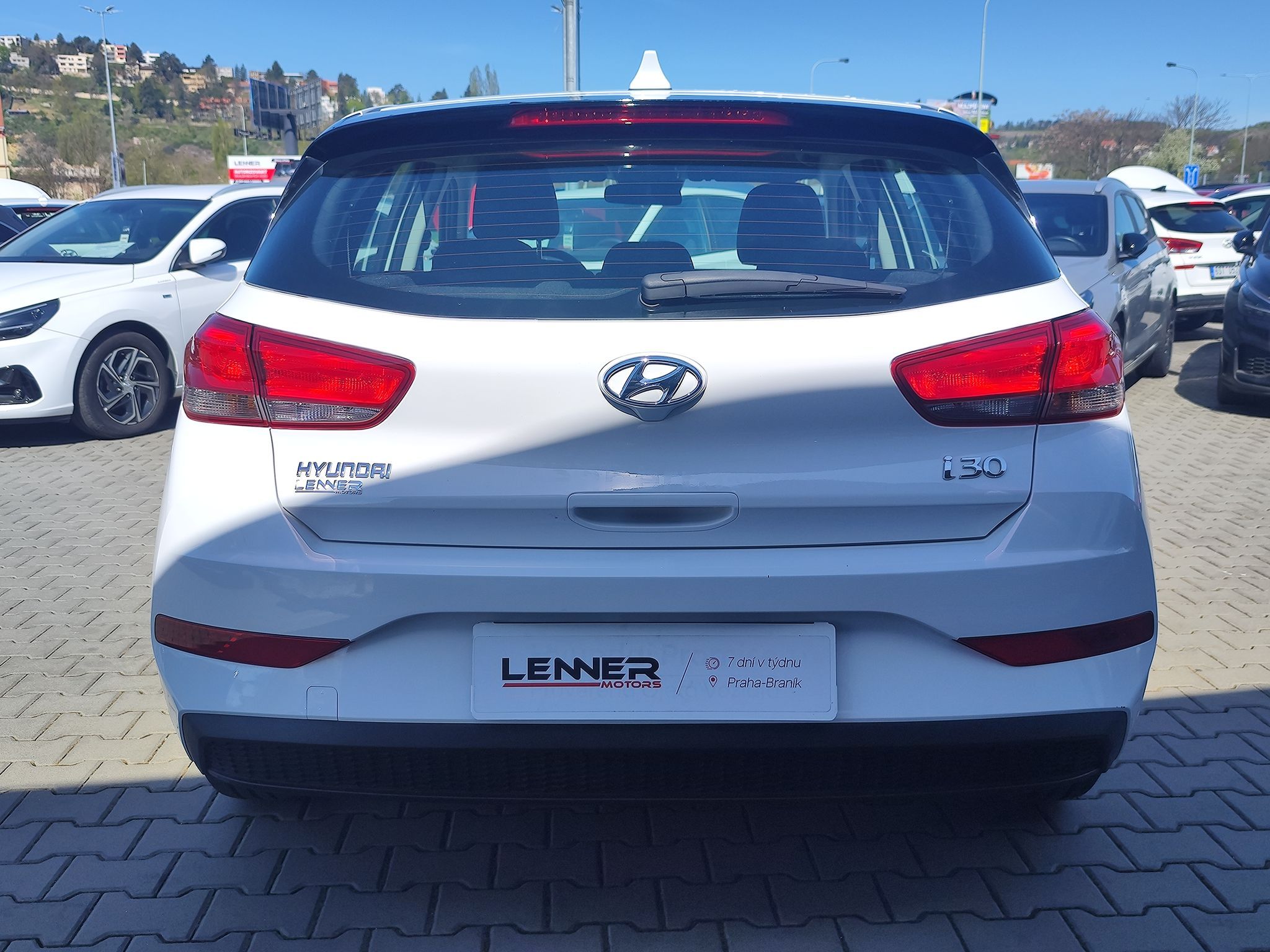 Hyundai i30, 1.5i/81kW Start Plus - fotka 6