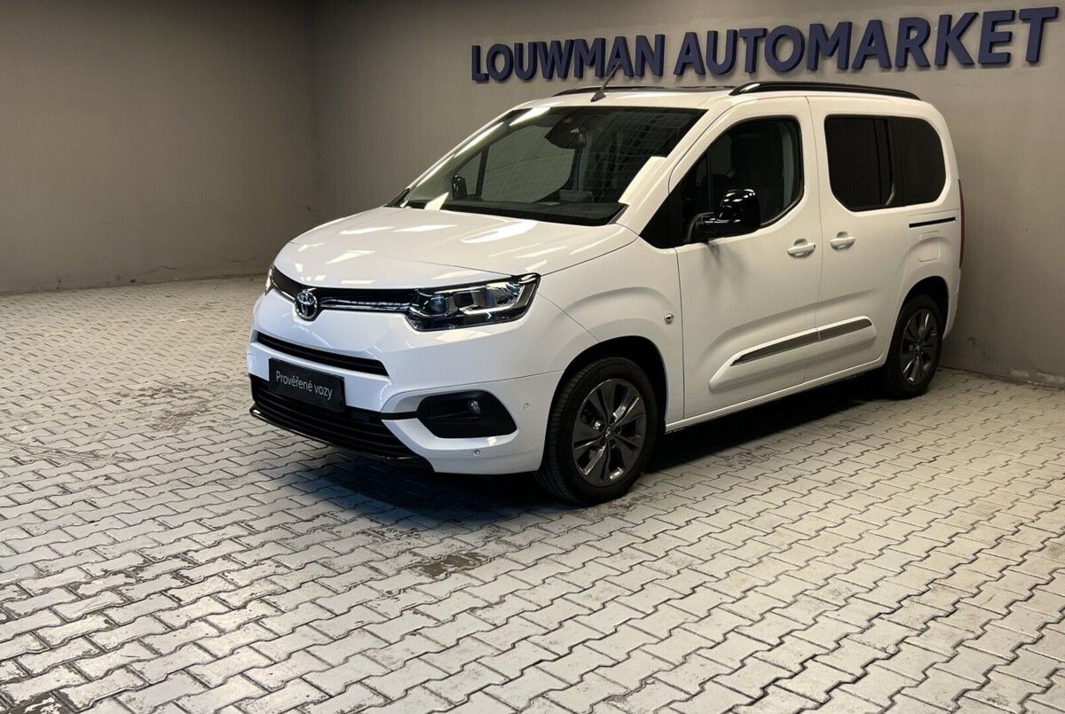Toyota Proace City Verso, 1,5 8AT FAMILY L1 PANO