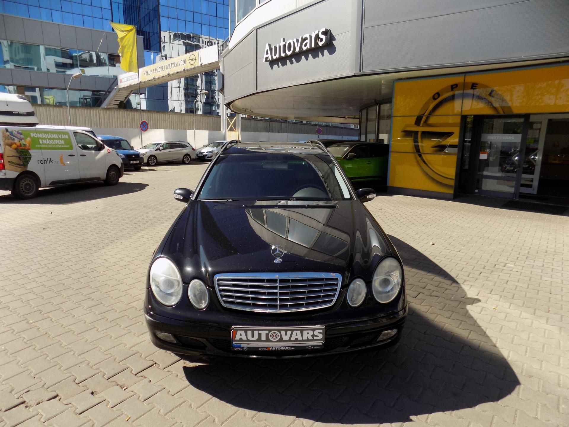 Mercedes-Benz Třídy E, 2.7 CDI - fotka 2