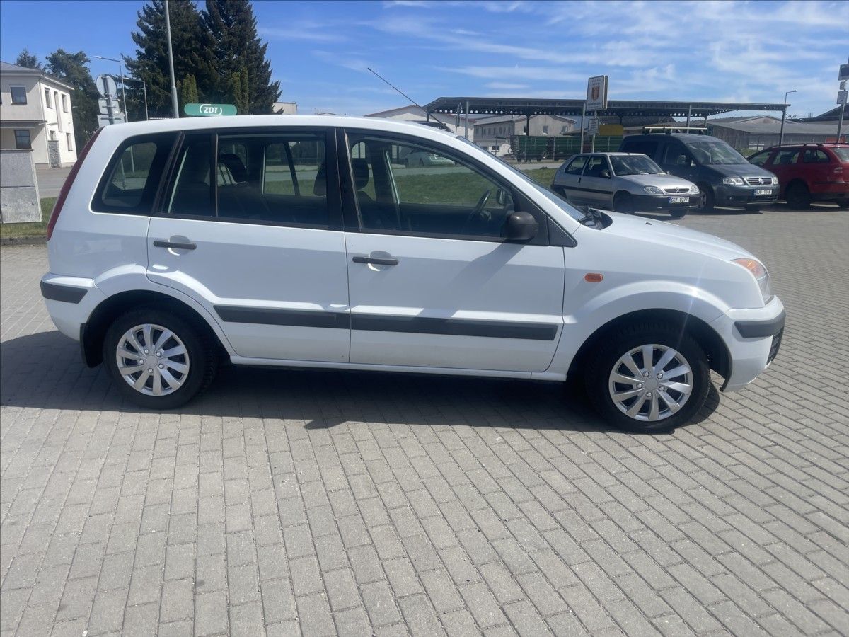 Ford Fusion, 1,4 i 59kw Klima, po STK - fotka 5
