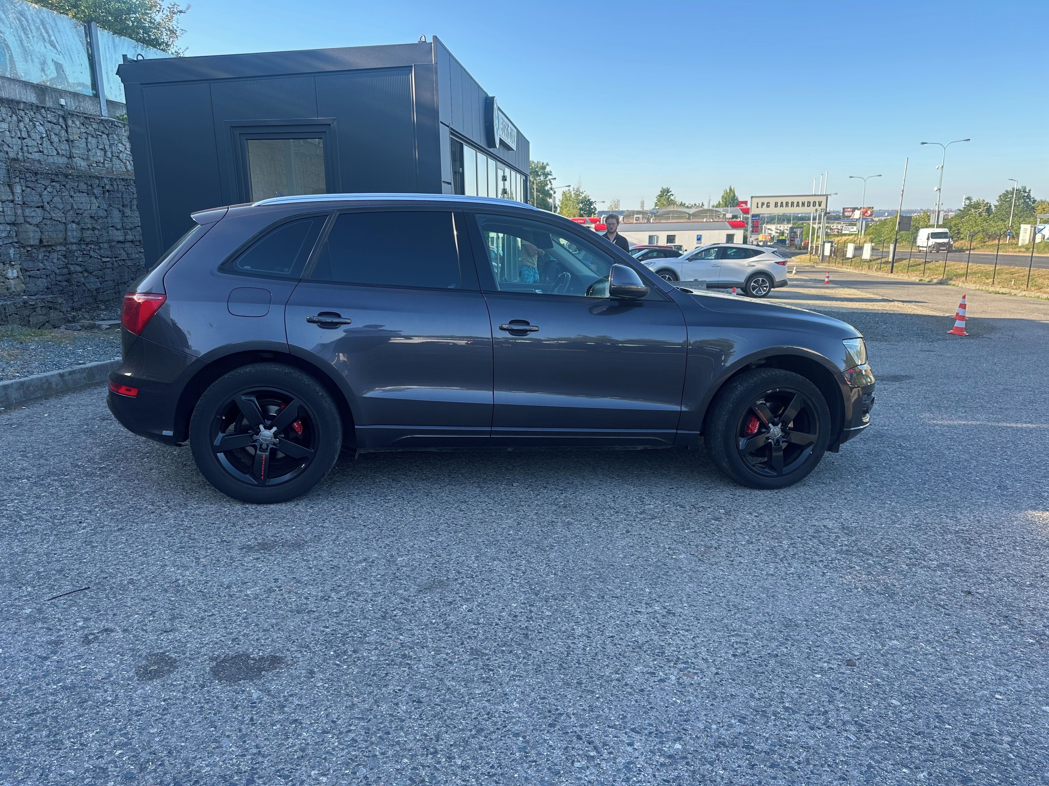 Audi Q5, Audi Q5 2009 - fotka 6
