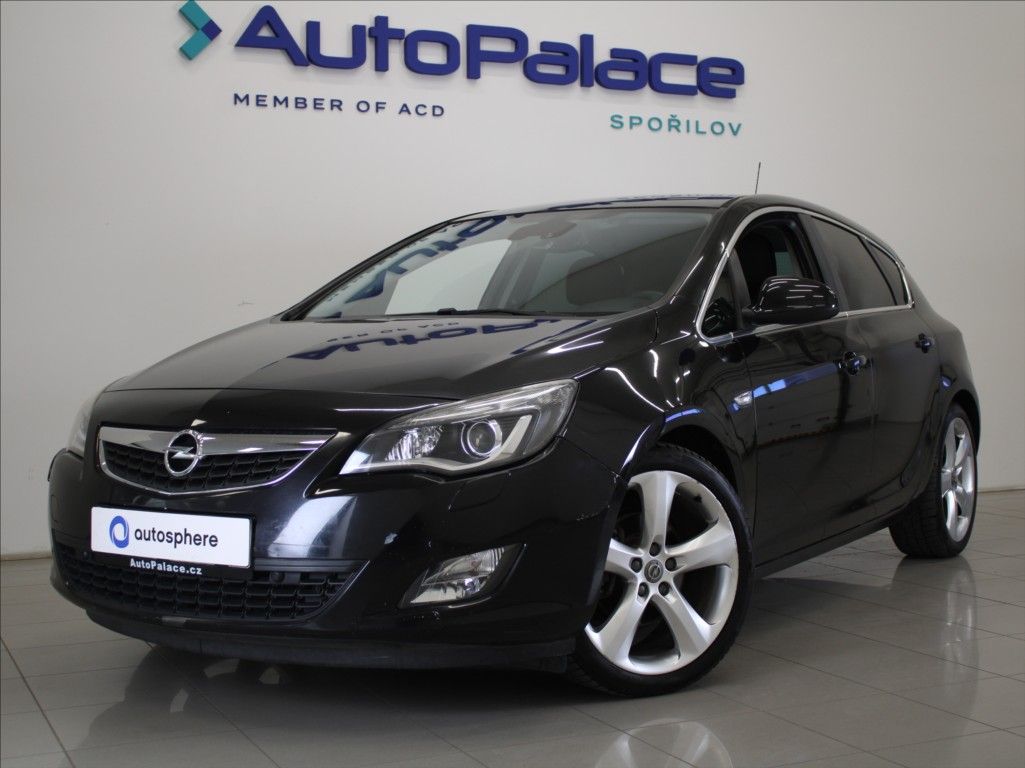 Opel Astra, 2,0 CDTi 118kW ST 180tkm.
