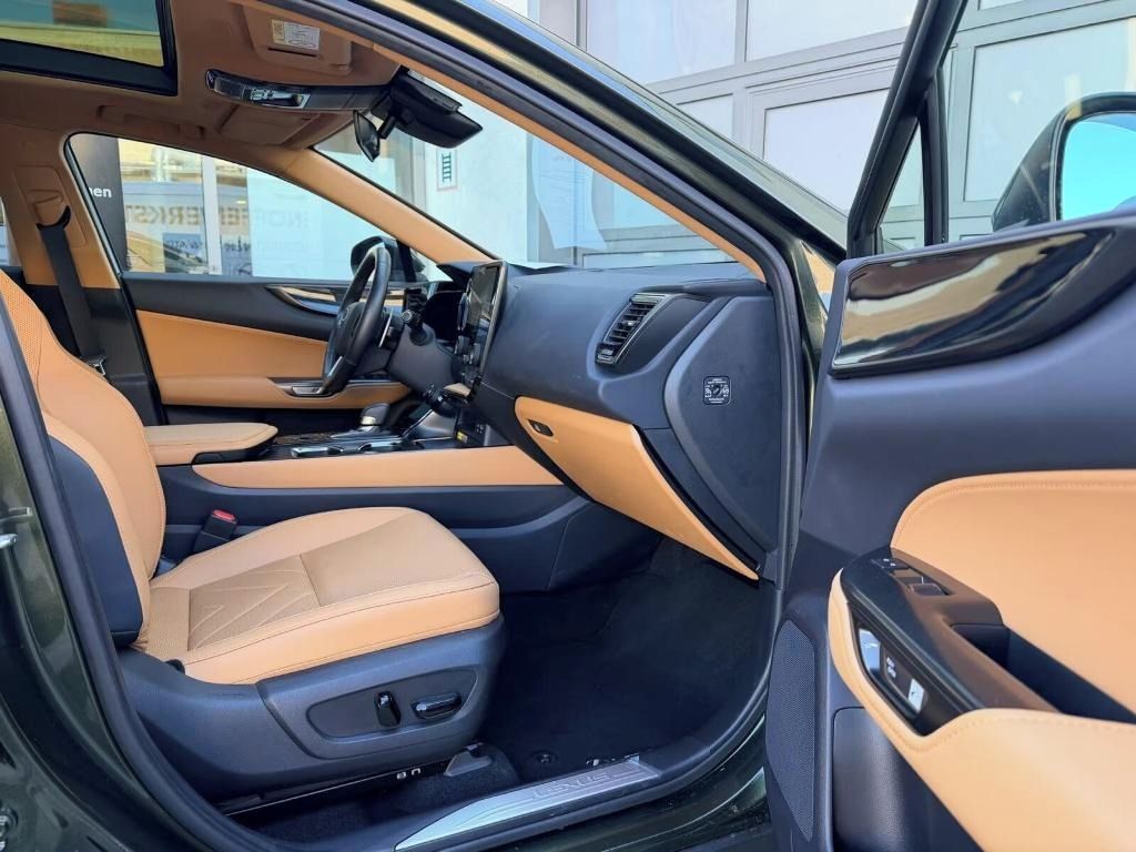 Lexus NX 350h, E-Four Executive Line*Kůže* - fotka 6