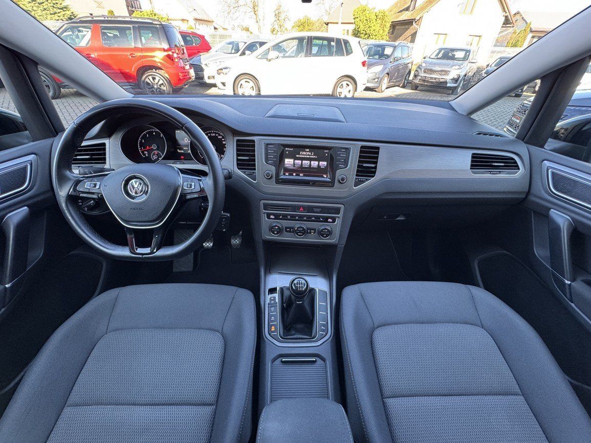Volkswagen Golf Sportsvan, 1.4TSi 110kW Navi Xenony BT - fotka 6