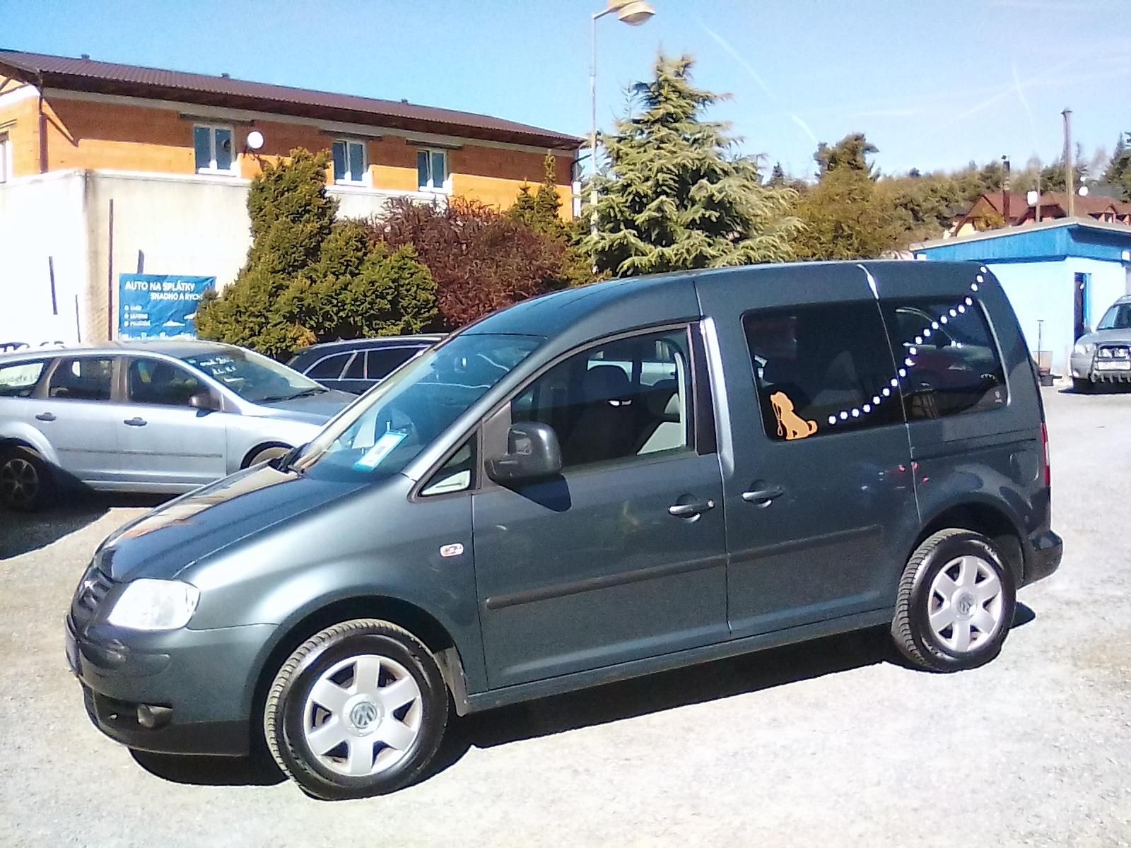 Volkswagen Caddy, 1.6i / 75 KW, 2.majitel, závěs - fotka 2