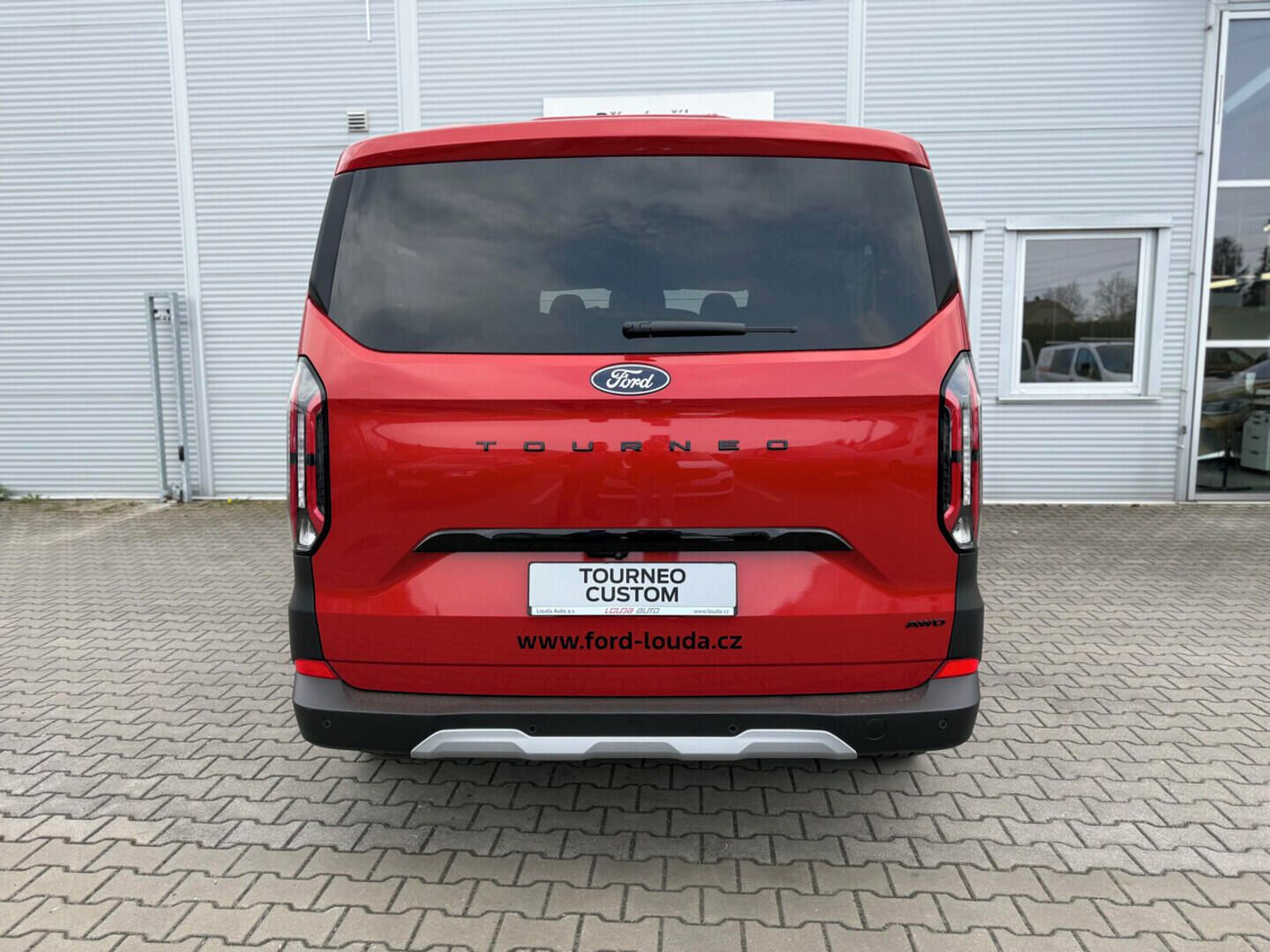 Ford Tourneo Custom, L2, 125 kW - fotka 5