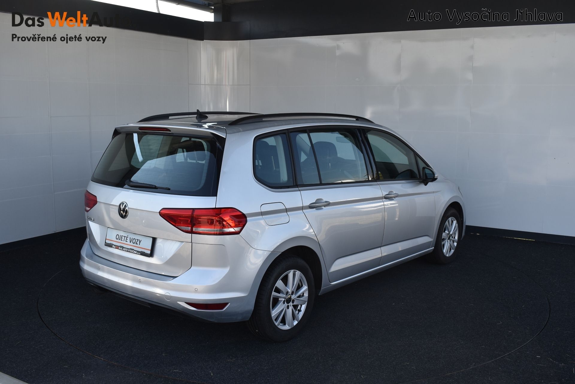 Volkswagen Touran, 2.0TDI 110kW DSG - fotka 2