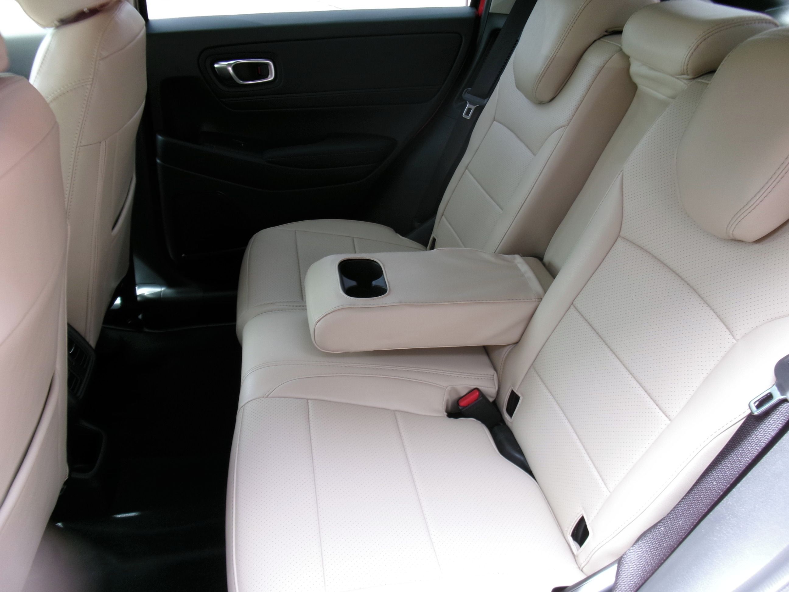 Honda HR-V, 1.5e:HEV ELEGANCE EXCLUSIVE - fotka 6