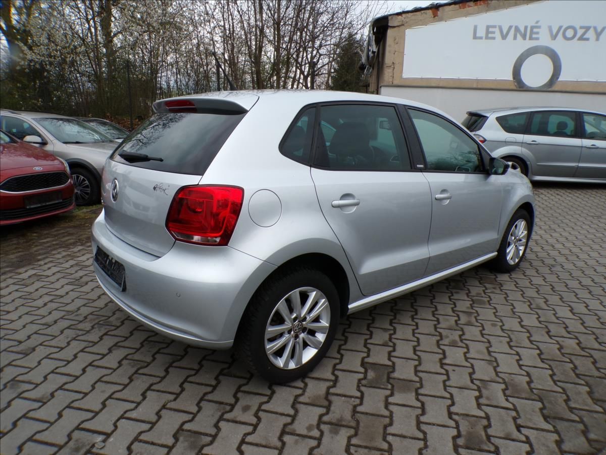 Volkswagen Polo, 1,2 TSI-77KW  DIGI.KLIMA - fotka 5