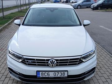 VW Passat B8 140kW R-line