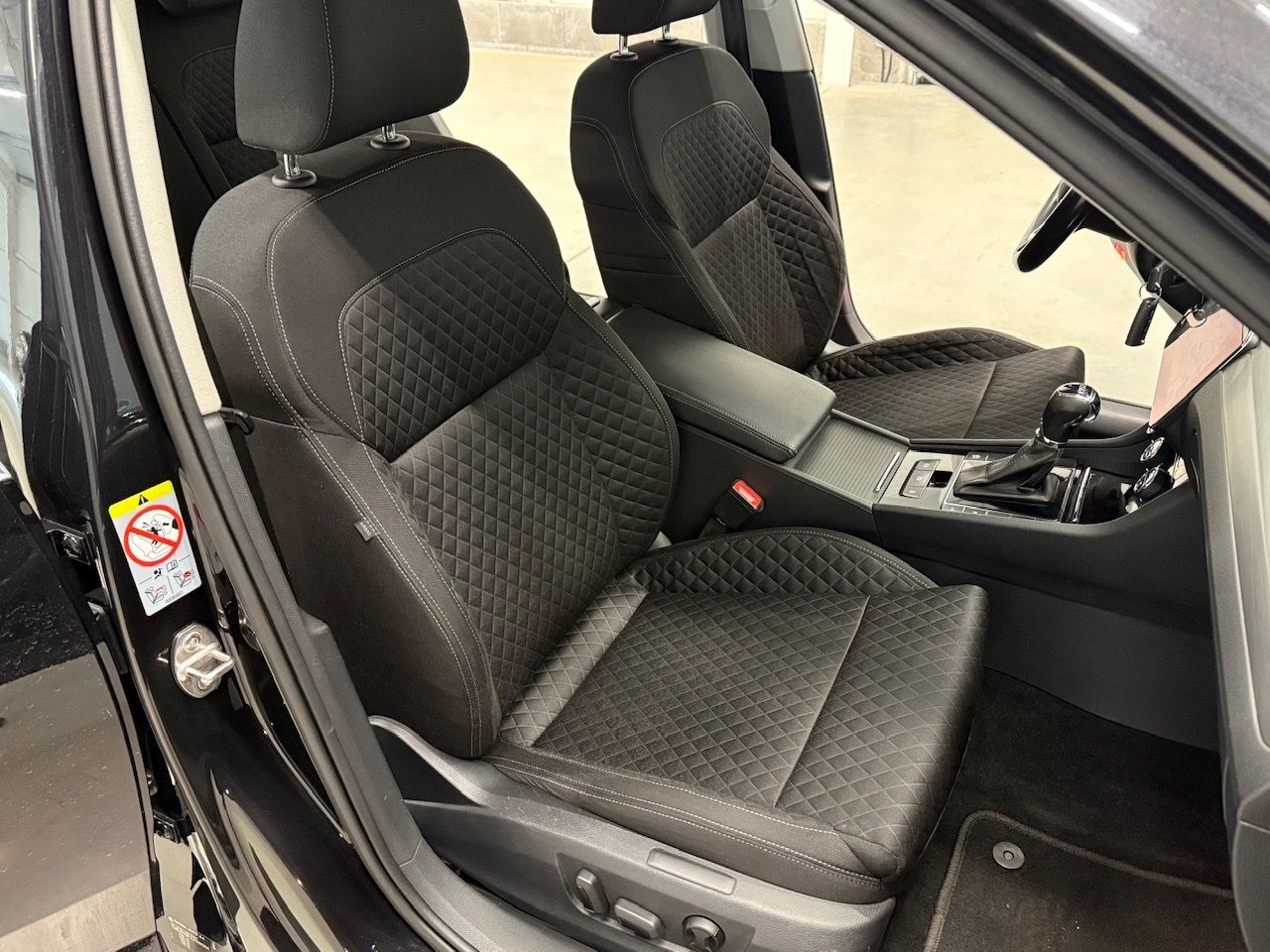 Škoda Superb, COMBI 2.0TDI 110kw DSG, STYLE - fotka 6