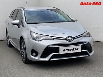 2.0 D-4D,Sport,kůže,+ALU