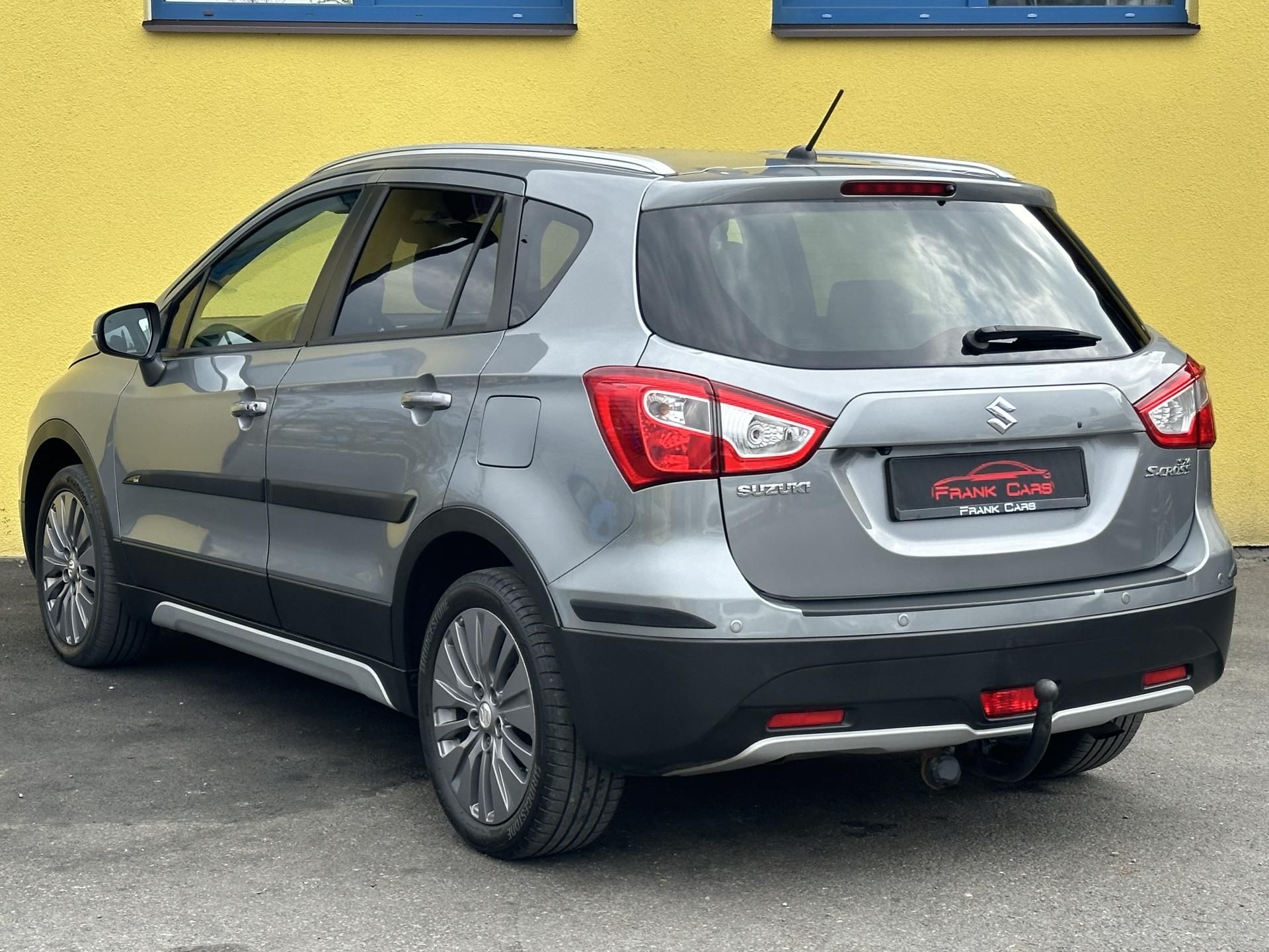 Suzuki SX4 S-Cross, 1.6DDIS 4x4 COMFORT 2.Maj. - fotka 3
