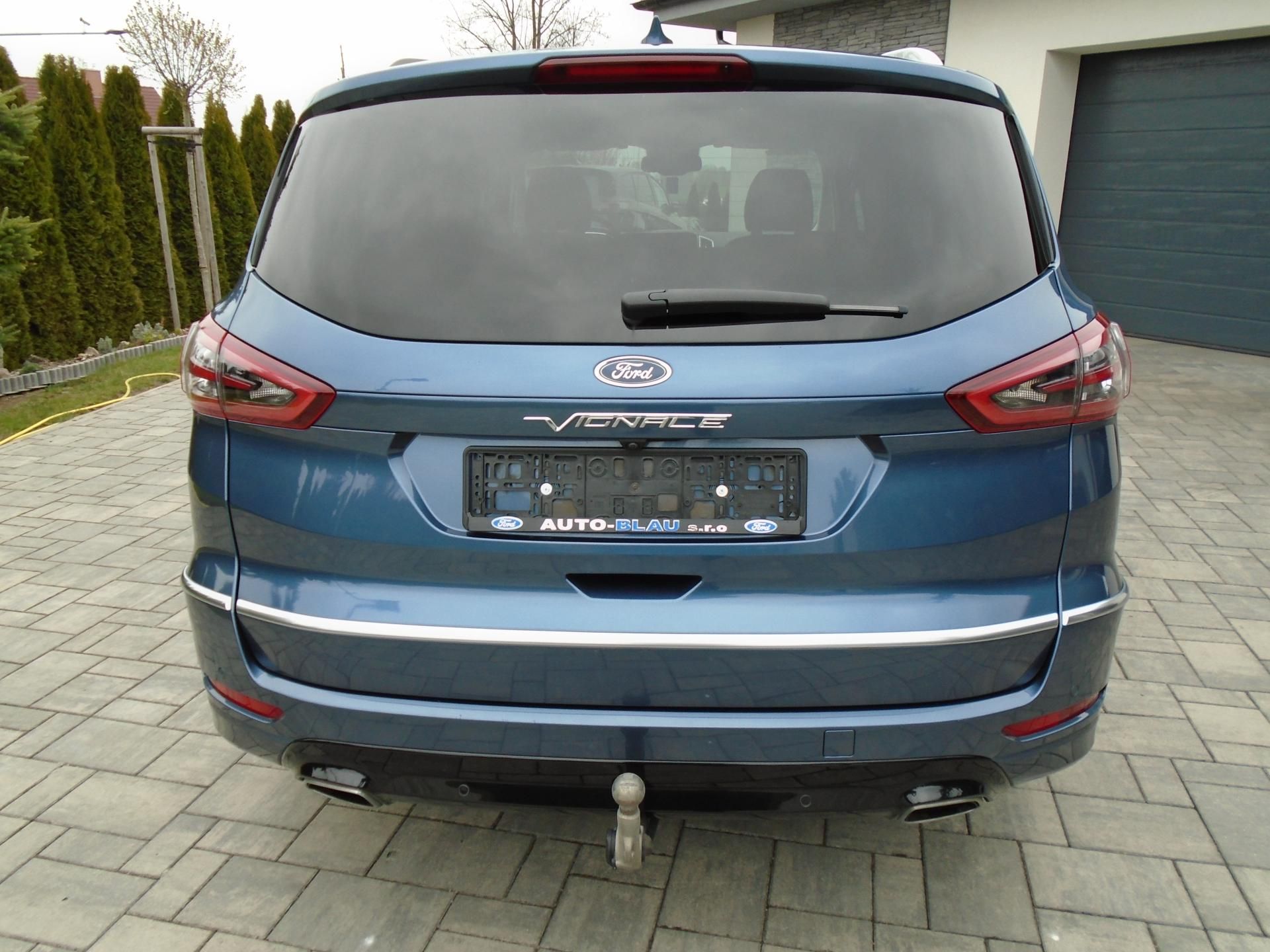 Ford S-MAX, 2,0EcxoBlue 140kW 8A Vignale - fotka 6