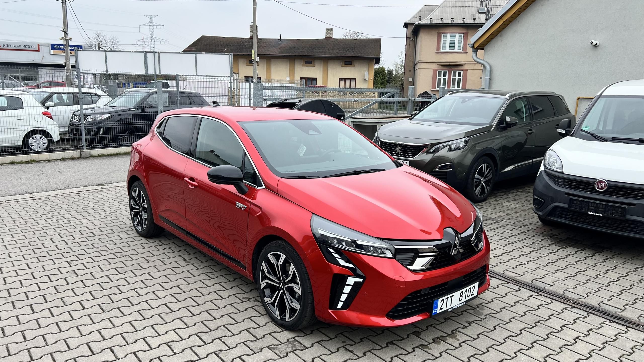 Mitsubishi Colt, 1.6 HEV INSTYLE - fotka 3