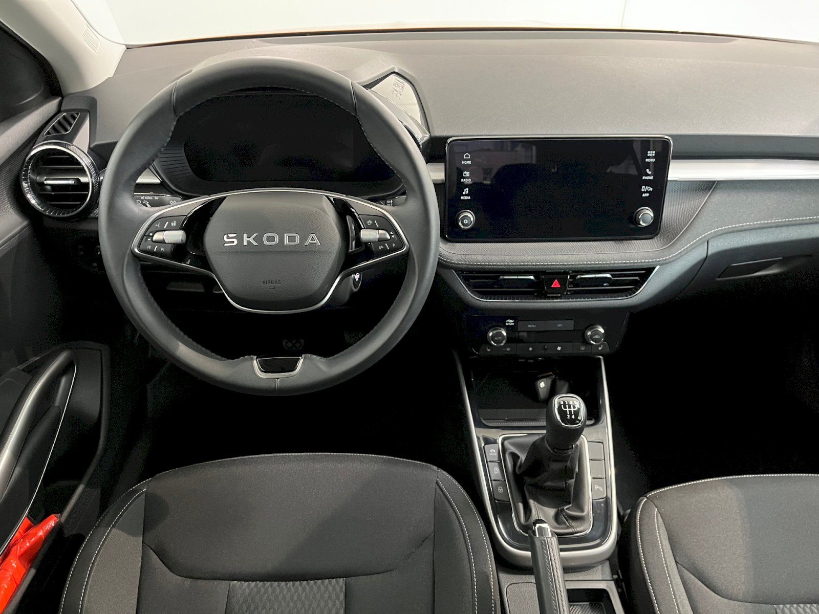 Škoda Fabia, 1.0 TSI 70 kW M5F Top Selectio - fotka 5