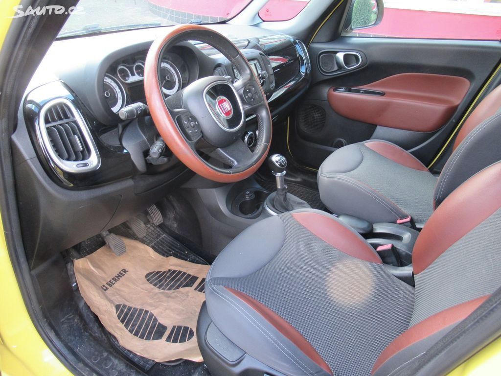 Fiat 500L, 1,6 JTD 105 k, Cross, - fotka 5