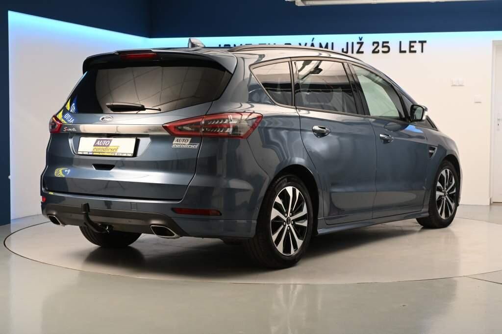 Ford S-MAX, 2.0 ST-LINE 140 KW LED ACC SON - fotka 5