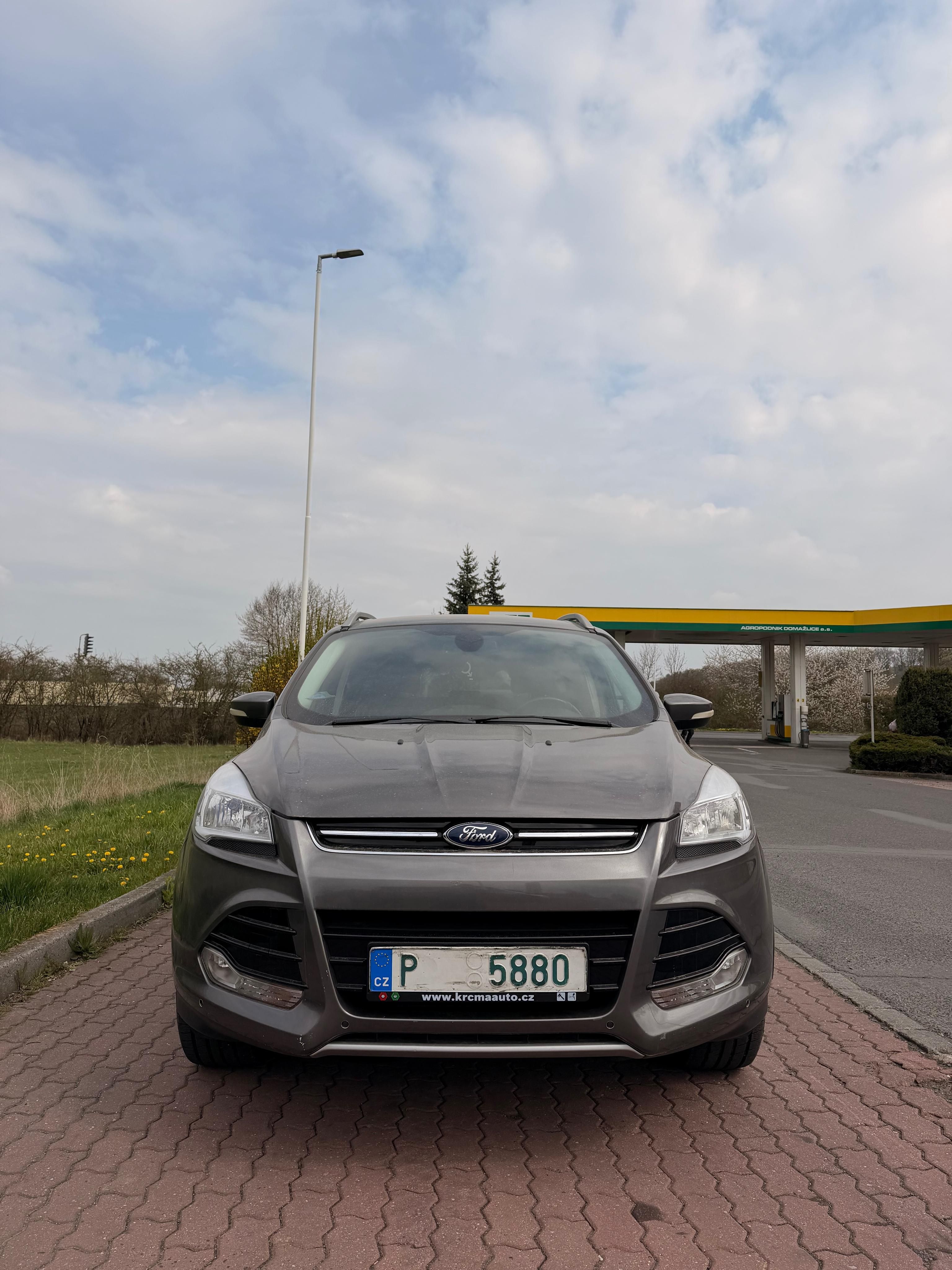 Ford Kuga, 2,0 TDCi 4WD 120 KW Titanium