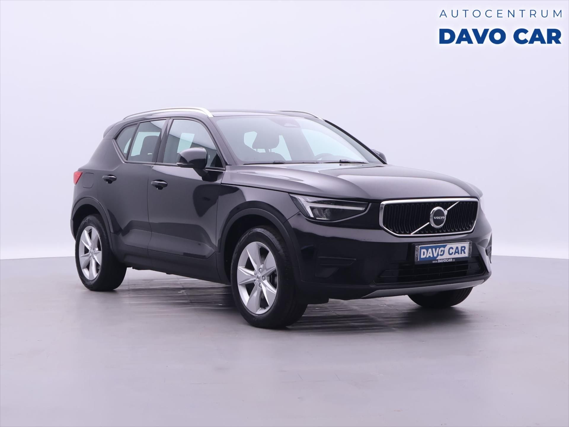 Volvo XC40, 2,0 B3 120kW Core DCT CZ Záruk