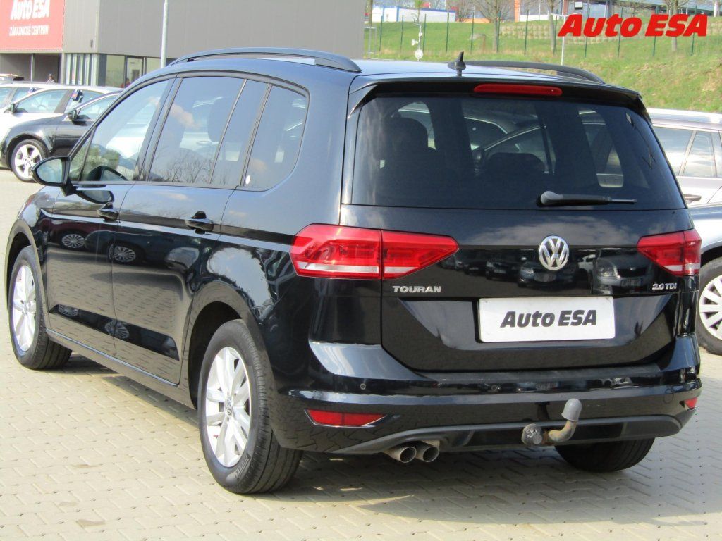 Volkswagen Touran, 2.0 TDi,ČR,masáž,autoAC - fotka 4