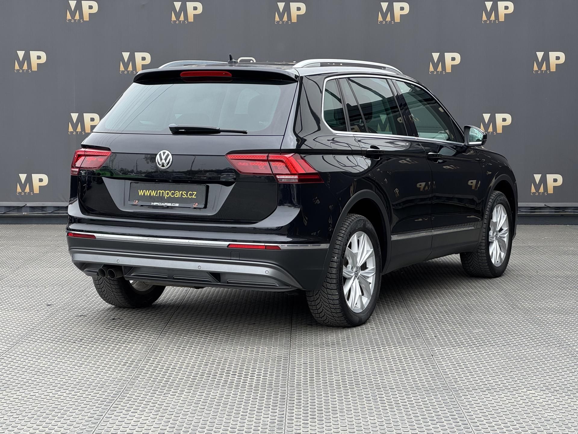 Volkswagen Tiguan, 2.0TDi DSG 4M Highline Virtual - fotka 6