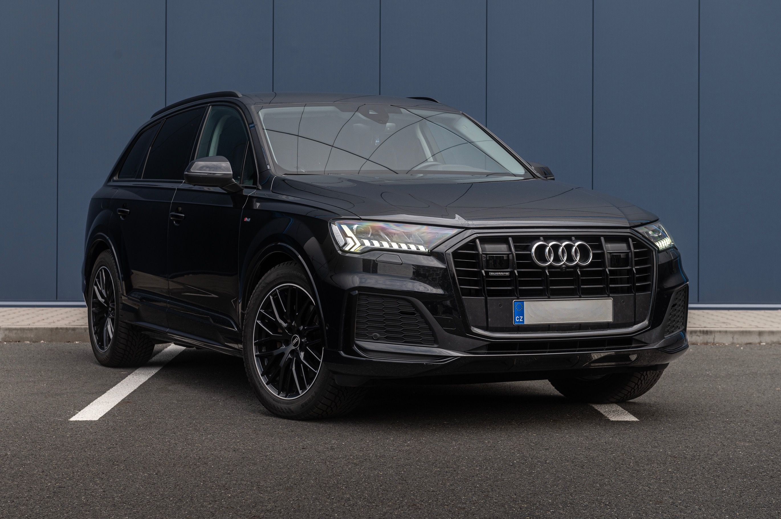 Audi Q7, 45TDI S-Line ACC Matrix NezT - fotka 3