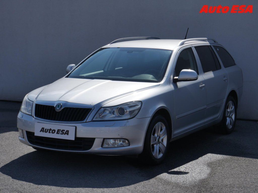 Škoda Octavia, 2.0 TDi - fotka 3