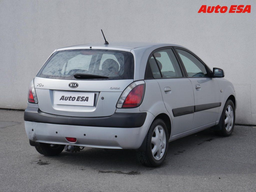 Kia Rio, 1.3i - fotka 4