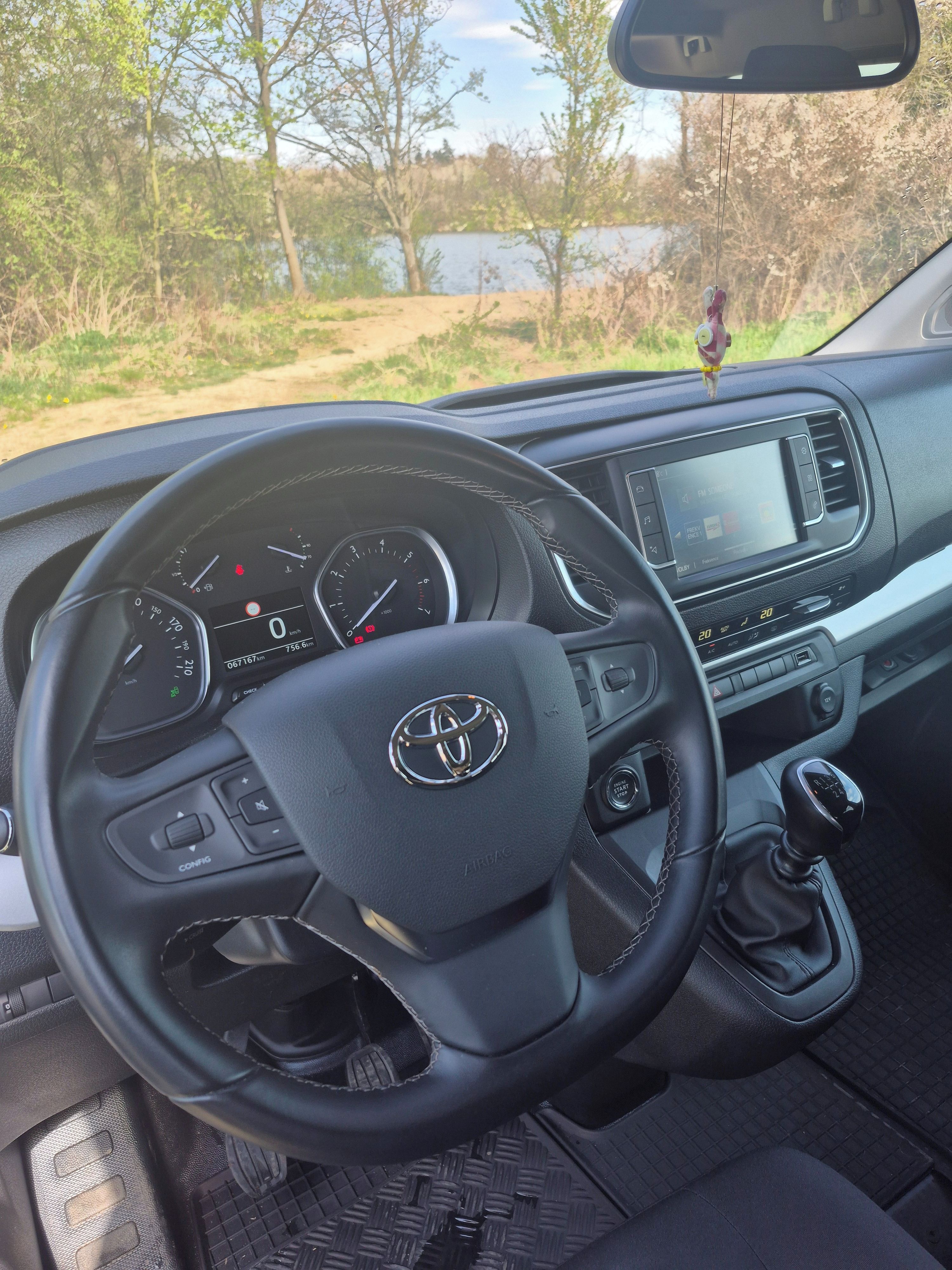 Toyota Proace, Toyota Proace Verso 2,0D - fotka 3