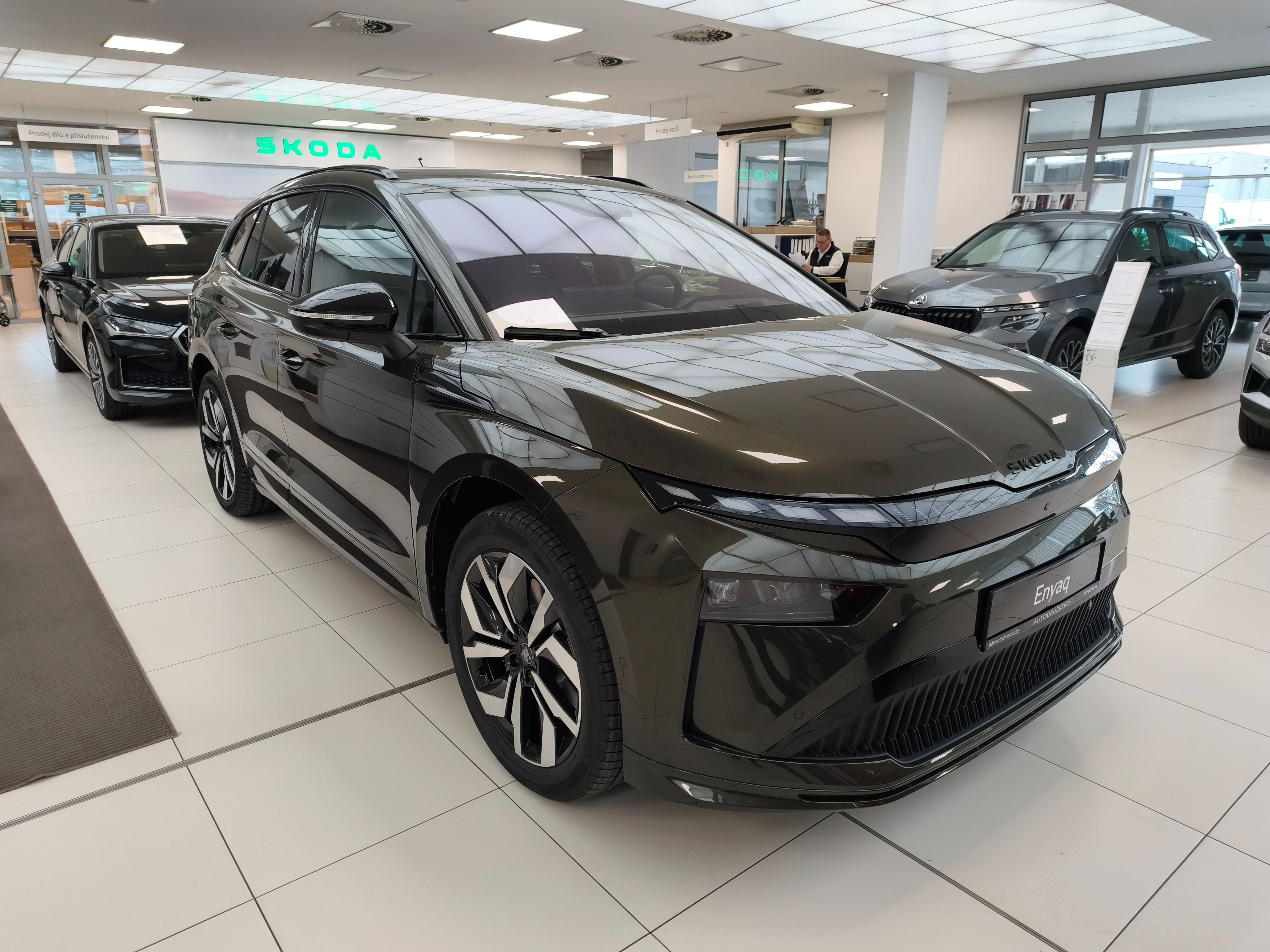 Škoda Enyaq, Sportl. 85x 210 kW 1° aut. 4x4 - fotka 6