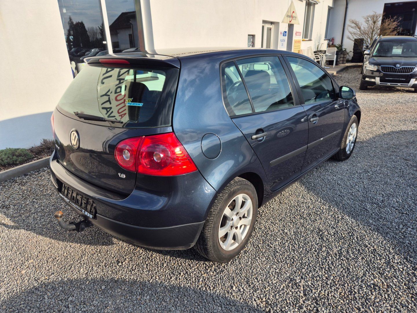Volkswagen Golf, 1.6 MPI Trend - fotka 5