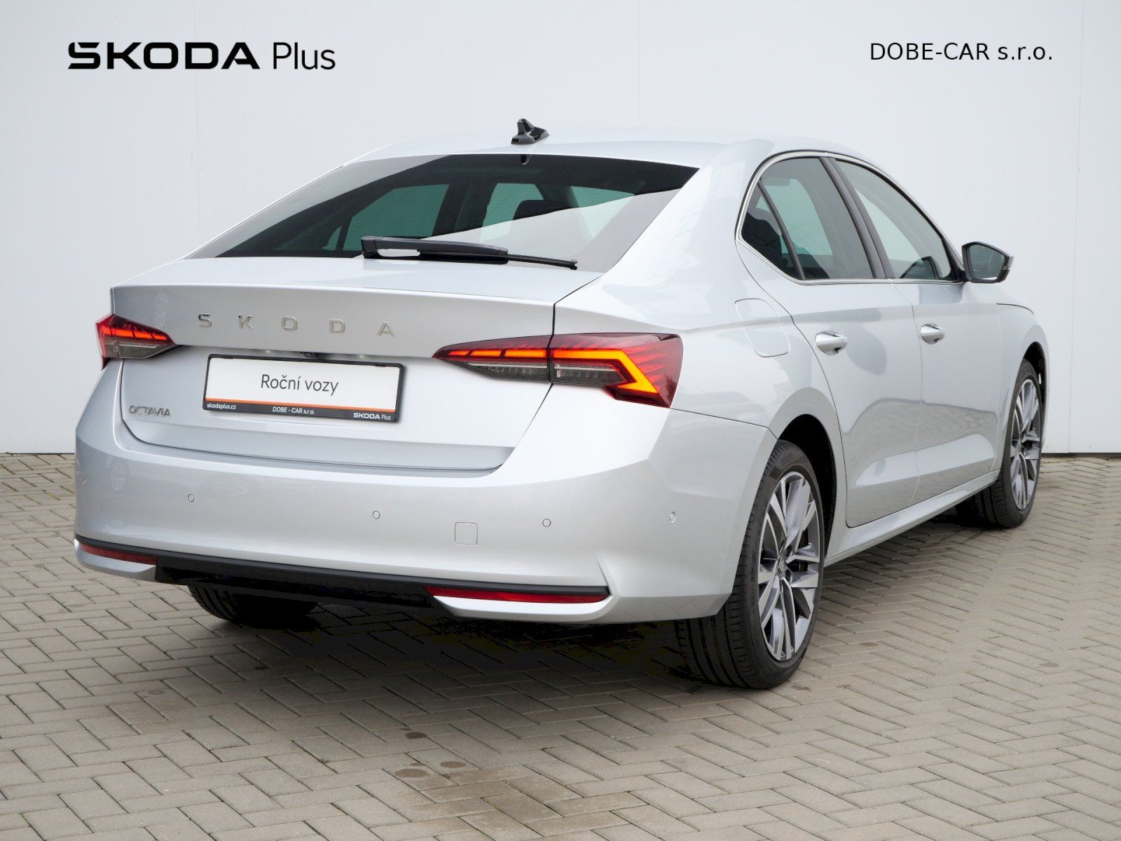 Škoda Octavia, Exclusive Selection DSG 2.0TDI - fotka 2