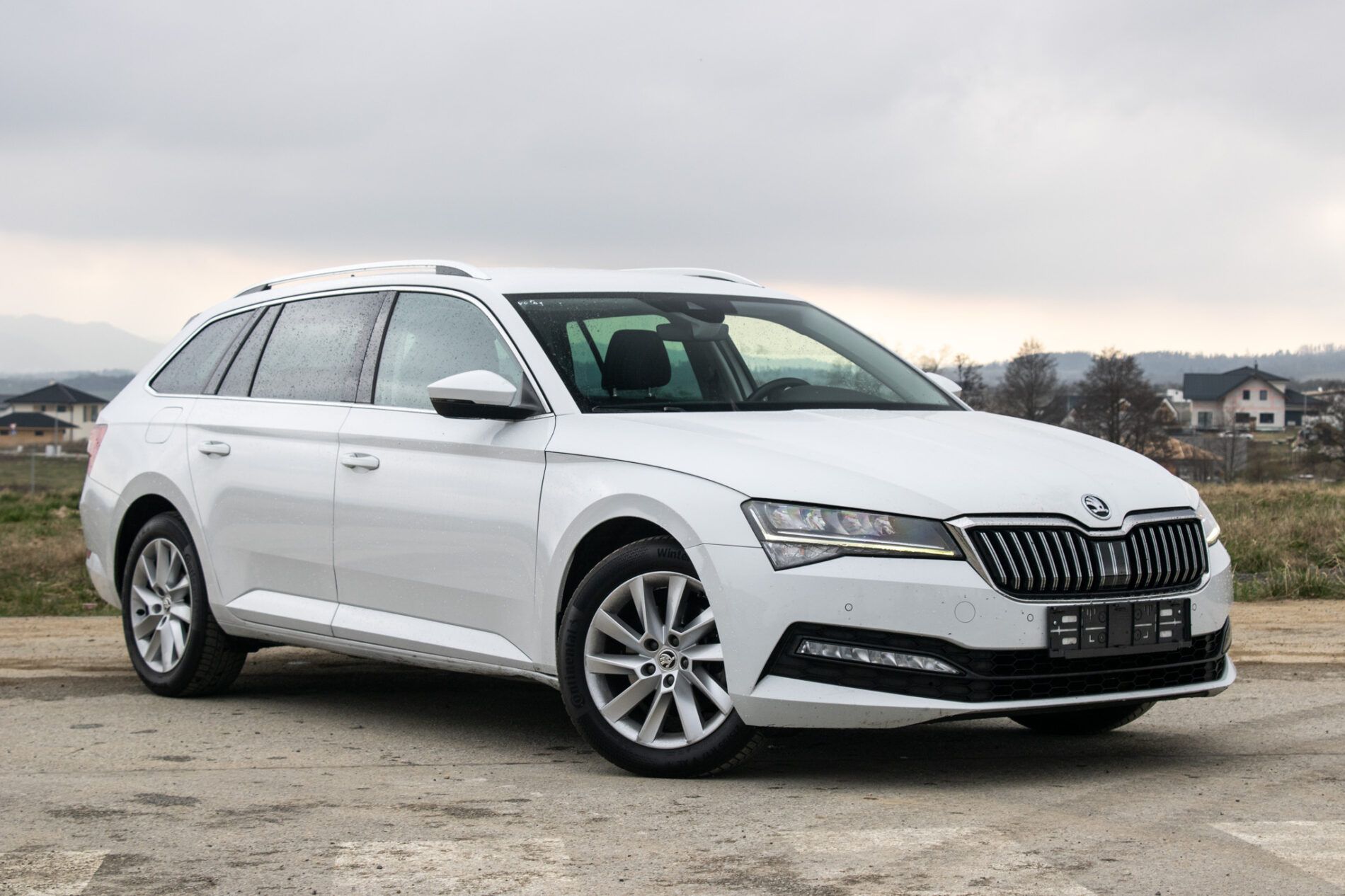 Škoda Superb - fotka 3