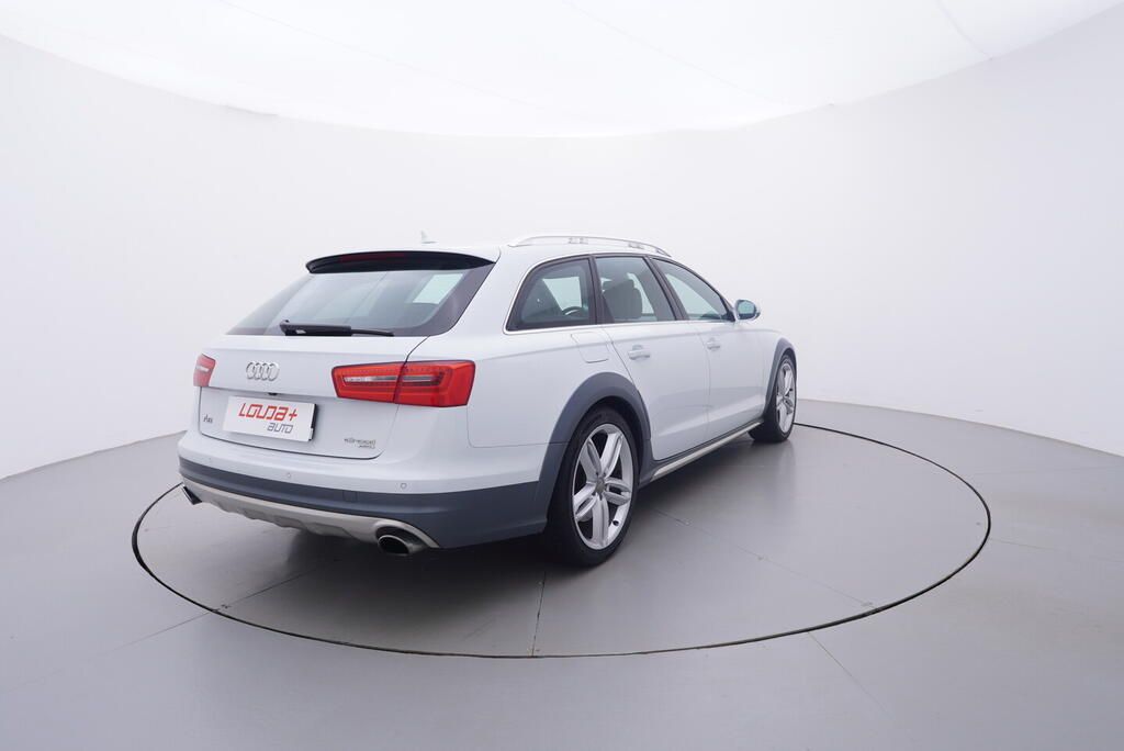 Audi A6 allroad, 3.0 TDI 230 kW - fotka 5