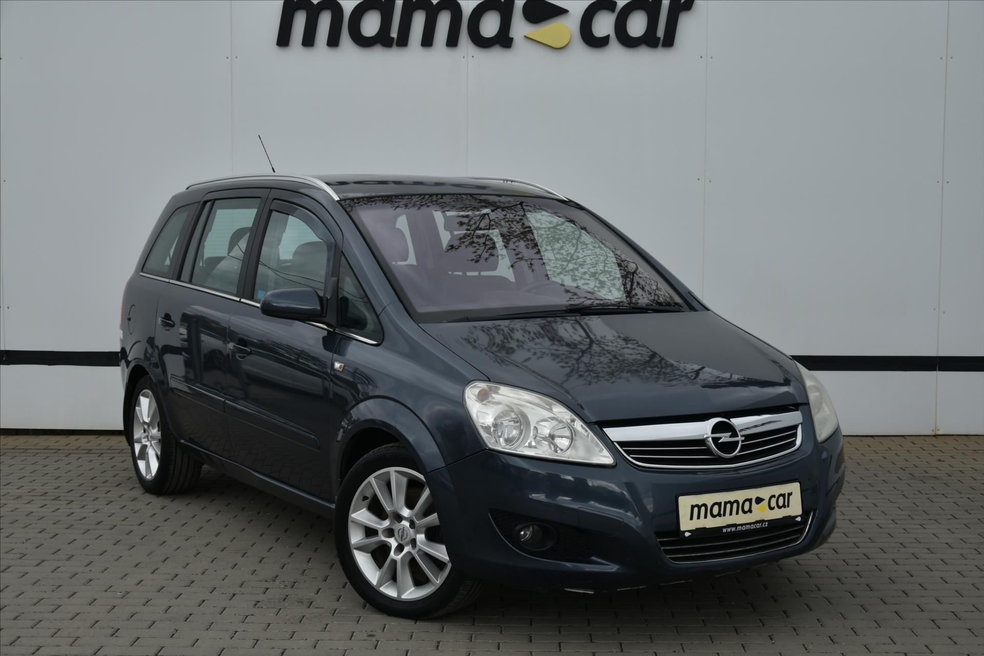 Opel Zafira, 1.9 CDTi 110kW 7MÍST 1.MAJ. ČR