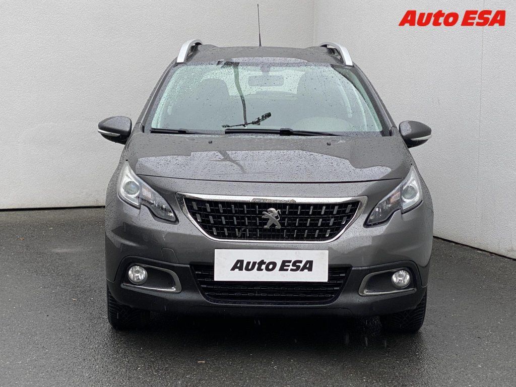 Peugeot 2008, 1.2PT,ČR,Allure,AC - fotka 2