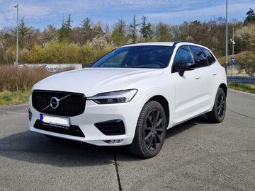 B5 AWD R-Design | B&W| DPH