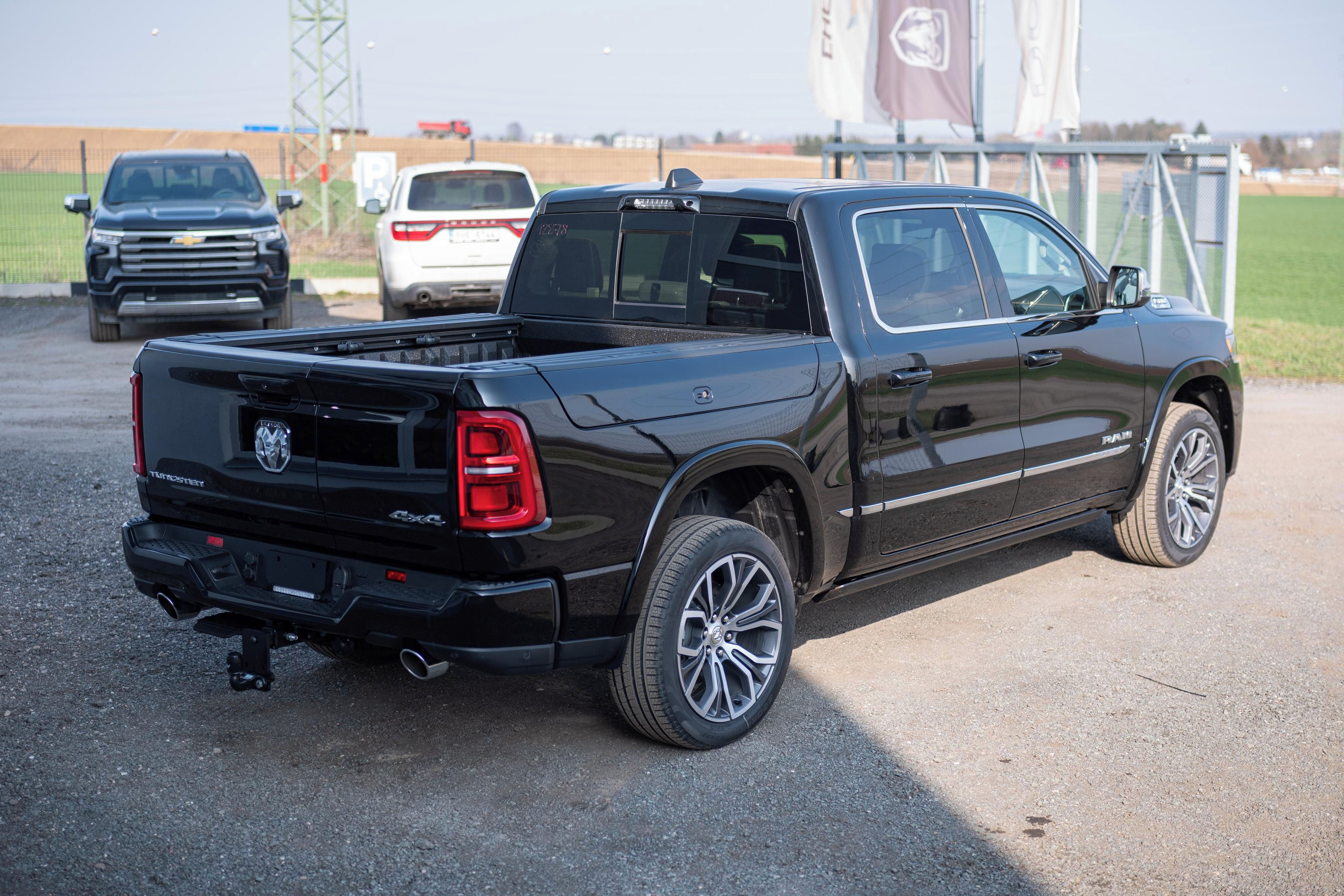 RAM 1500, Tungsten 3.0 V6 Crew Cab - fotka 4