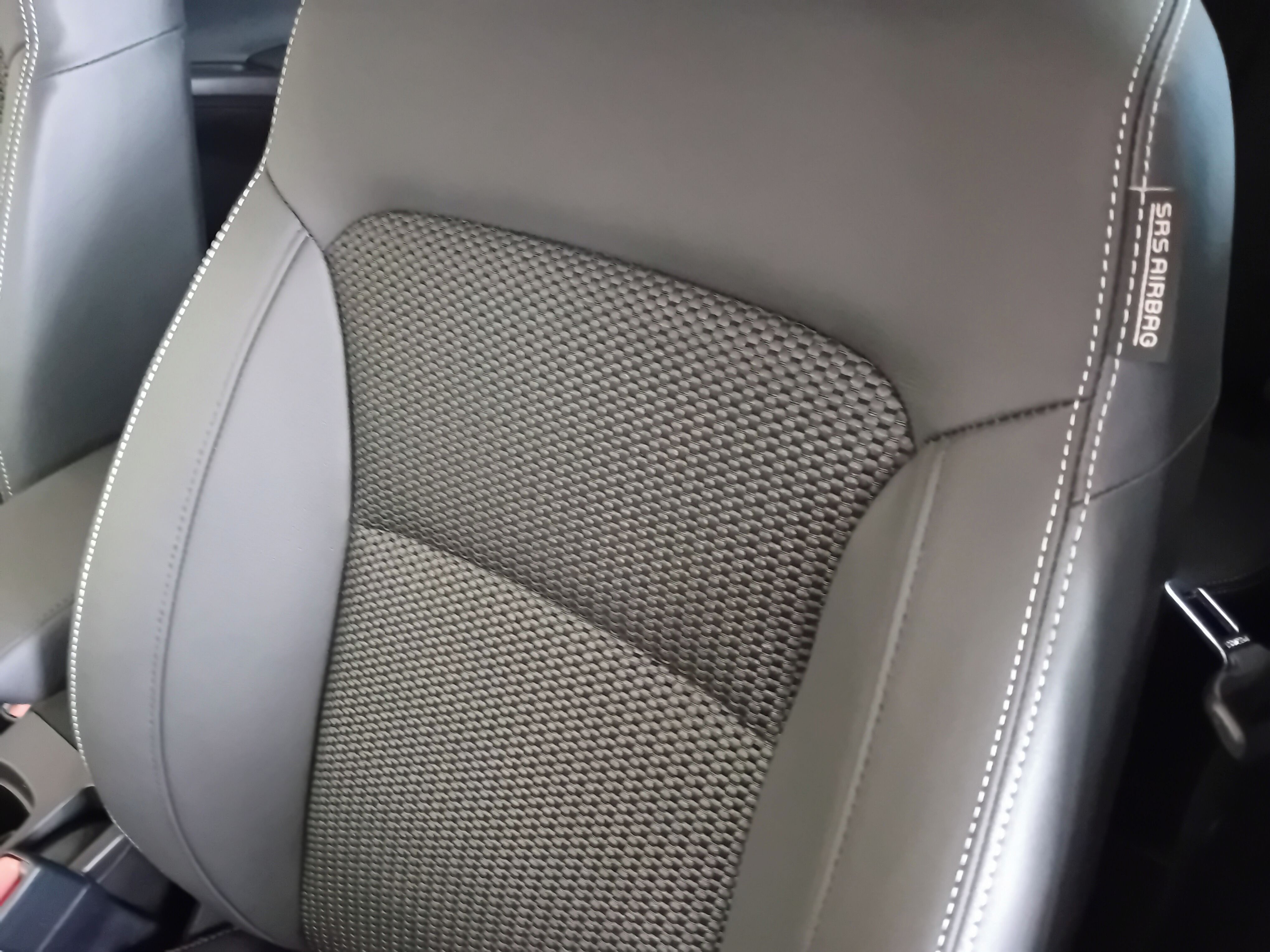 Suzuki S-Cross, 1.4 Elegance AllGrip Hybrid - fotka 5