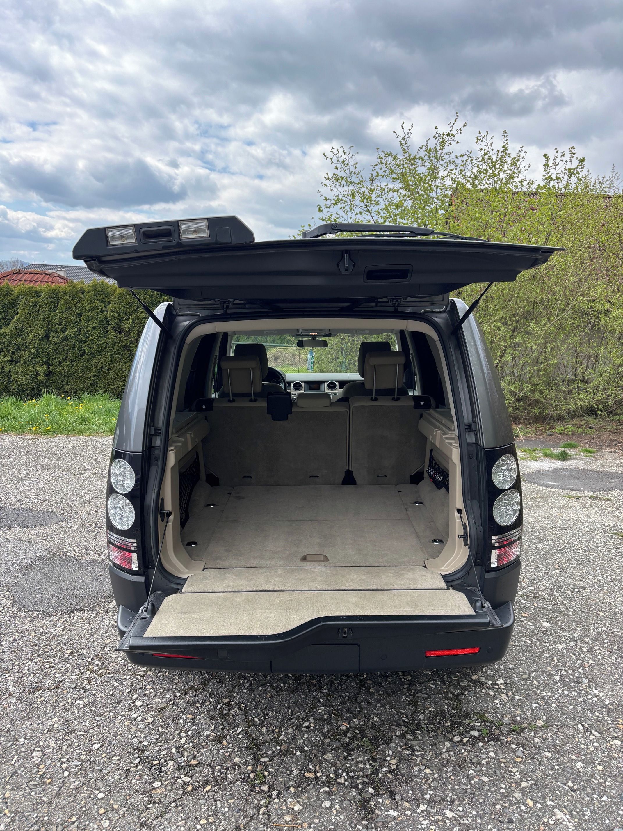 Land Rover Discovery, 3.0 TDV6 - fotka 4