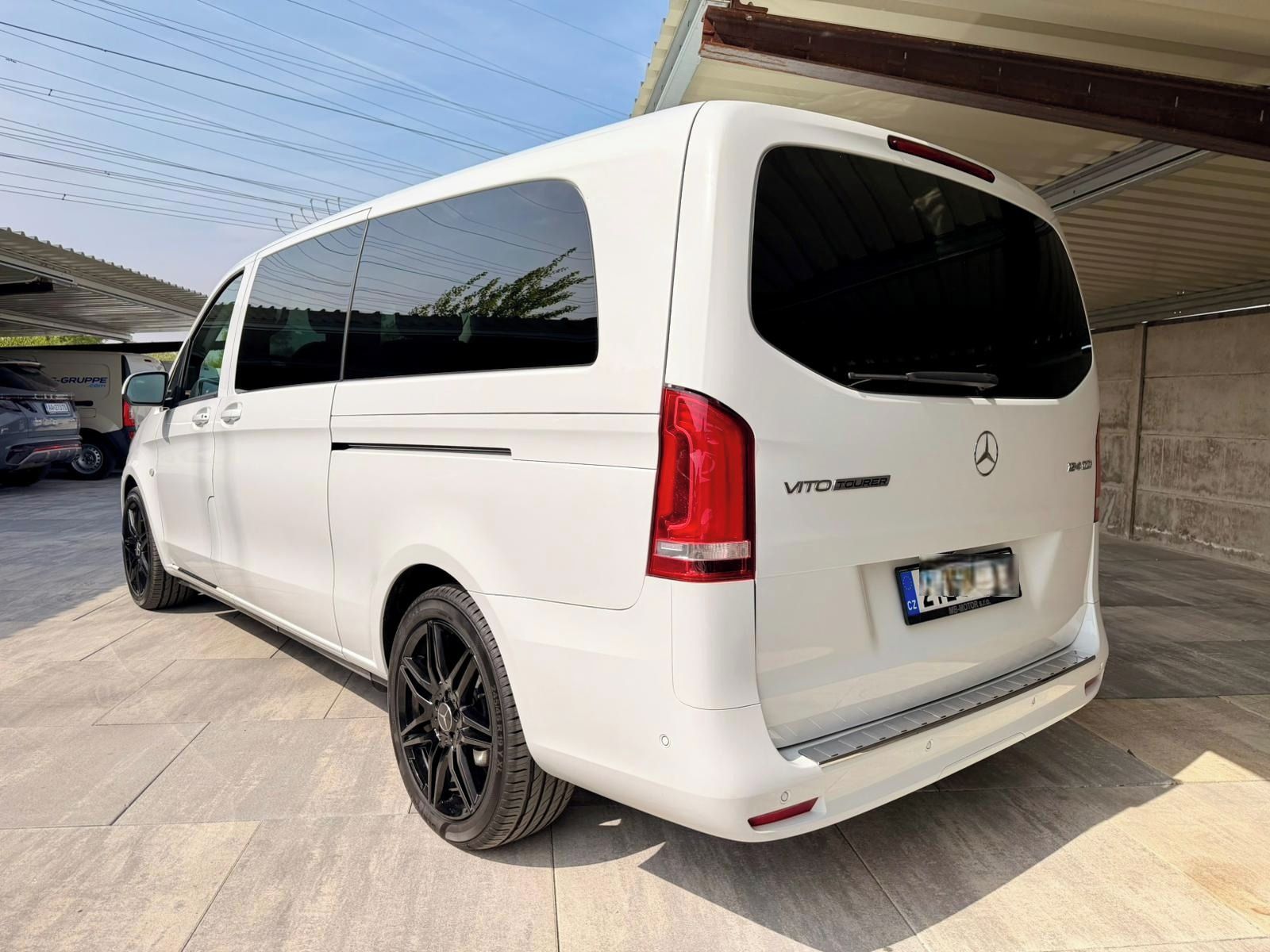 Mercedes-Benz Vito, Mercedes Vito 124CDI XL Tourer - fotka 3