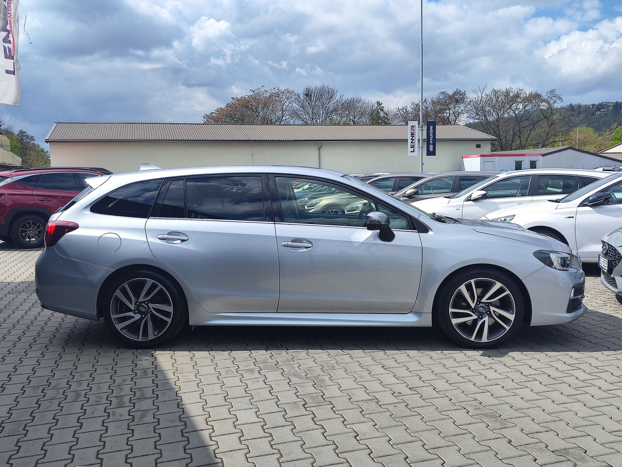 Subaru Levorg, 1.6 GT-S/125kW Navi,Xenony - fotka 4