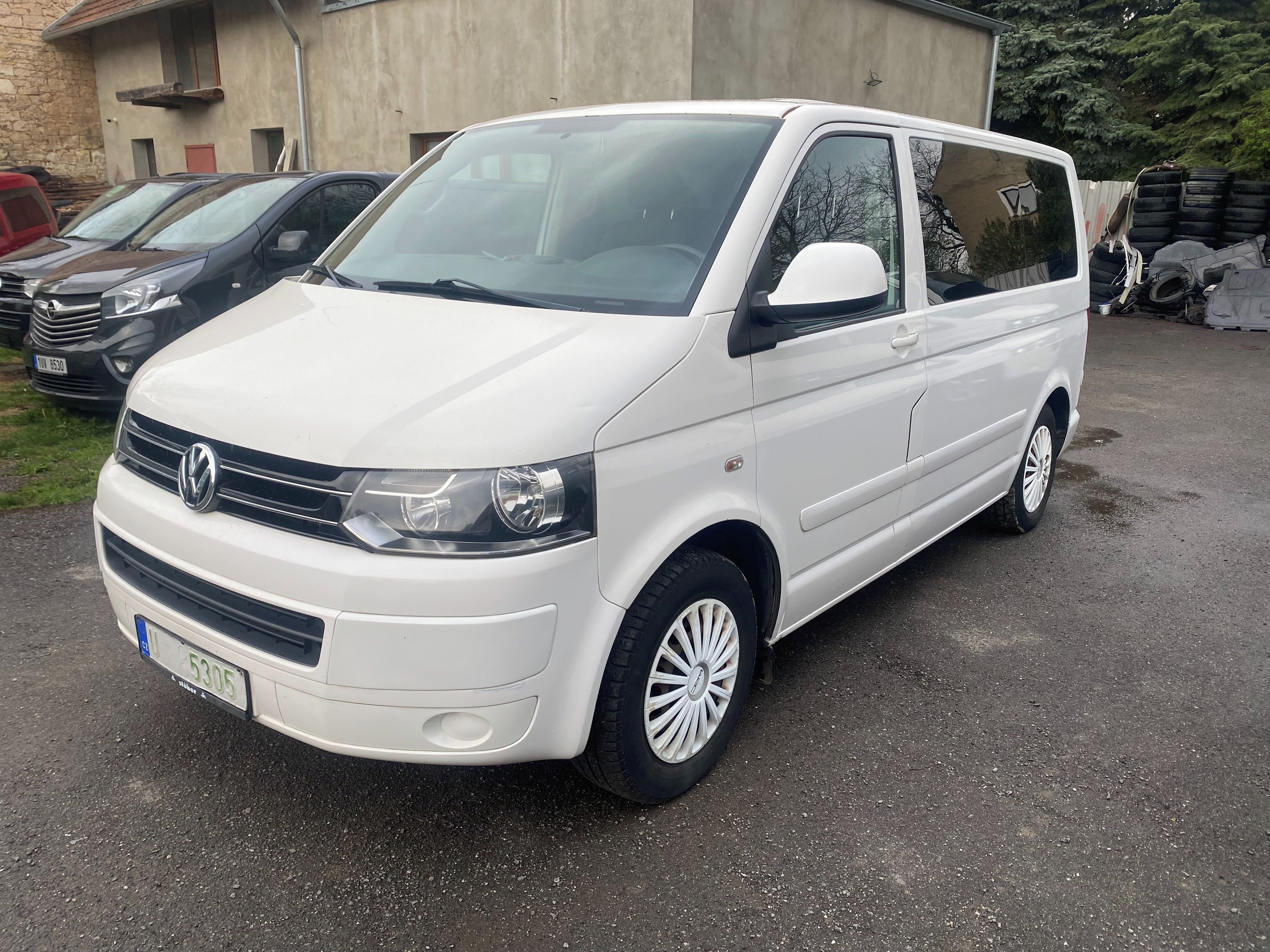 Volkswagen Caravelle, 2,0TDI,103KW,Comfort,DSG,8míst