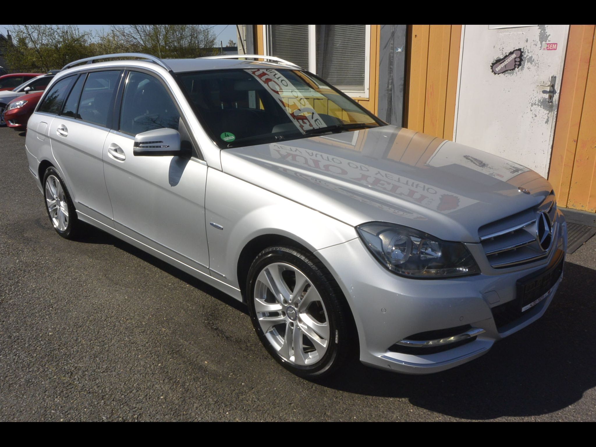 Mercedes-Benz Třídy C, 1.8i Avandgarde 115kW - fotka 3