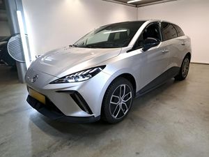 MG MG4, Trophy 77 kWh