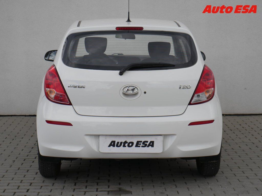 Hyundai i20, 1.2i - fotka 5