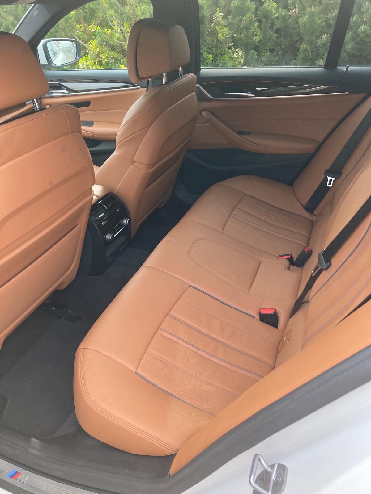 BMW Řada 5, 530 xd Touring - fotka 6