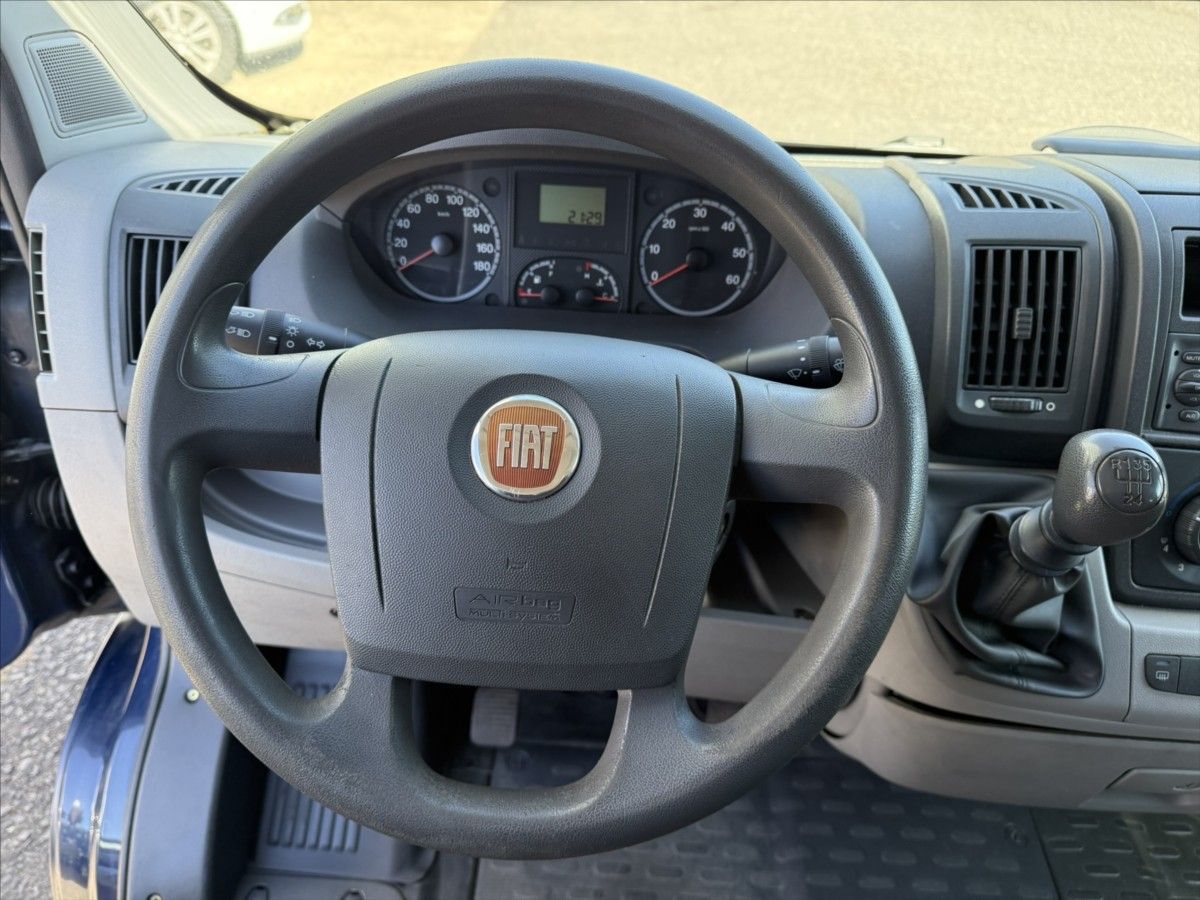 Fiat Ducato, 2,2   JTD 69.000KM TAŽNÉ 9 MÍS - fotka 6